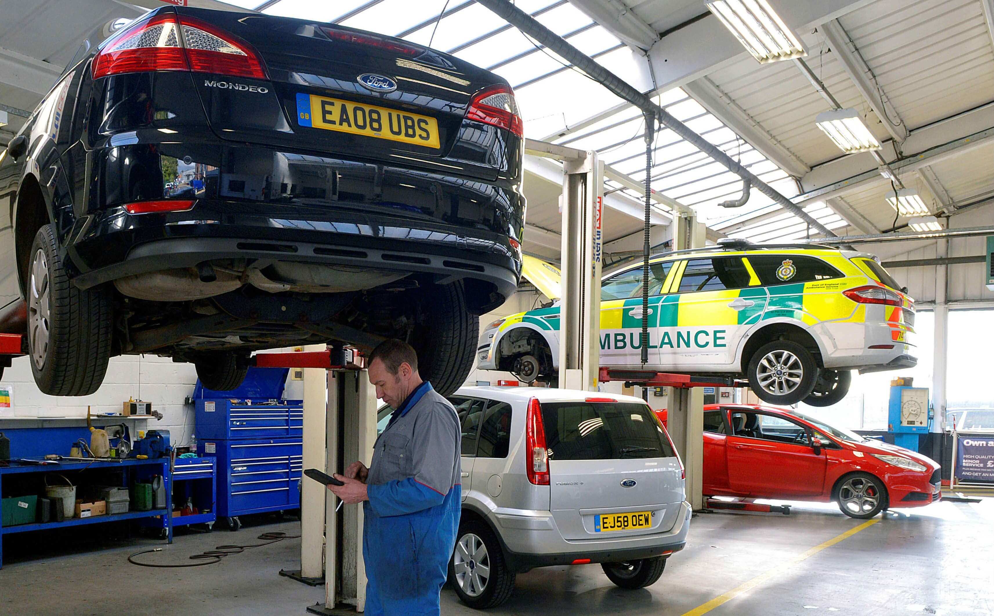  how often should a car be serviced and repaired 